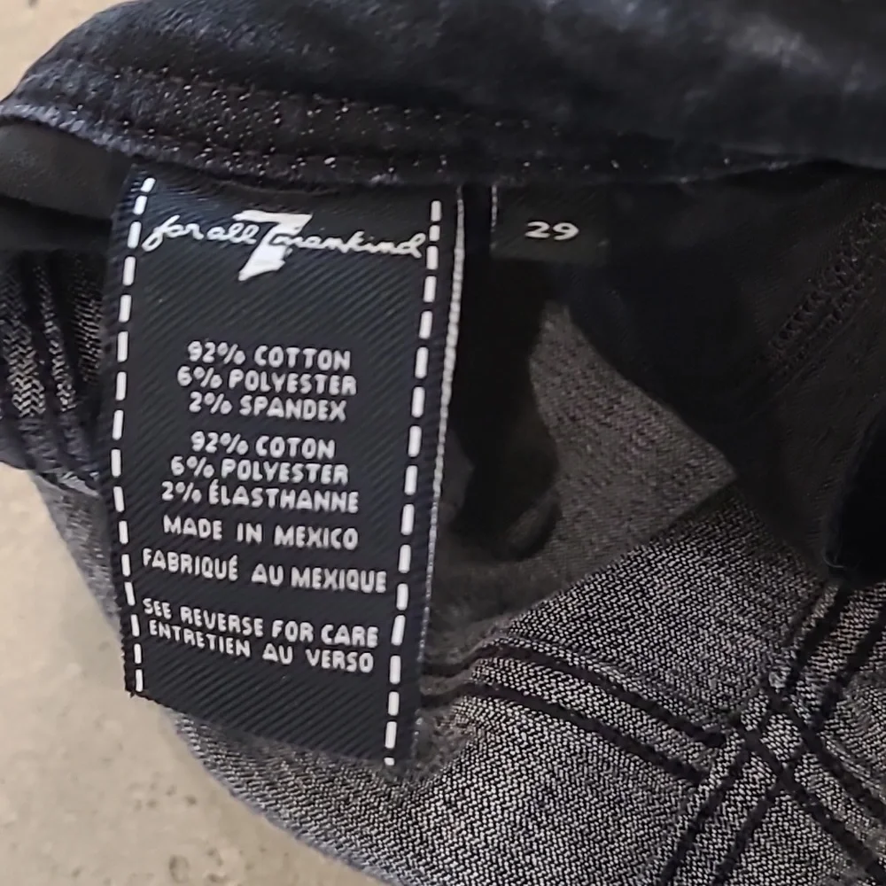 7forallmankind Ankle Skinny with Seams and Front Splits in Vintage Noir - Picture 6 of 10